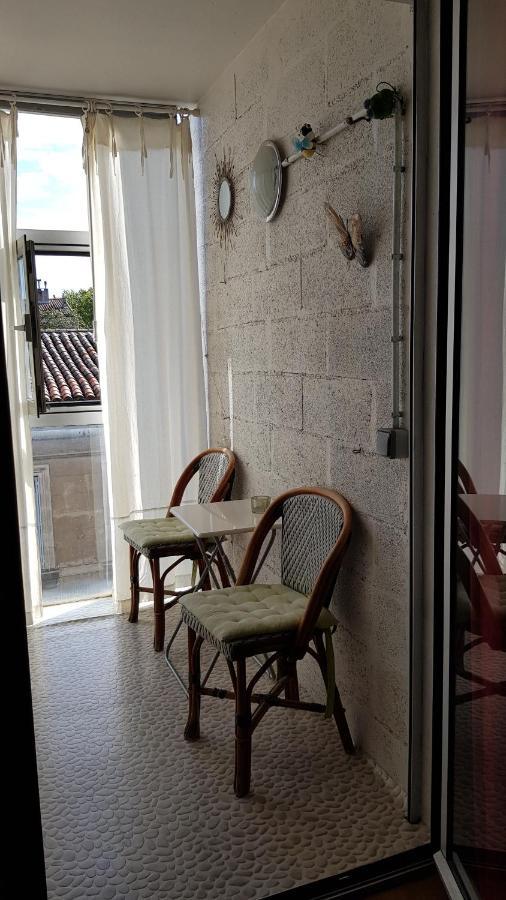 Un Pied A Terre Apartment Carcassonne Bagian luar foto